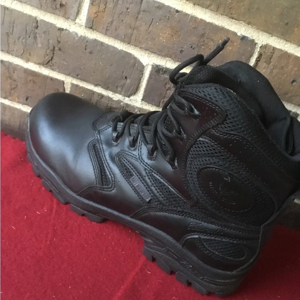 Men's Black Lace-Up Work Boots - Rugged Comfort